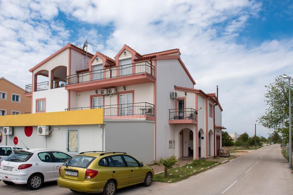 Apartmani Krka Rooms Lozovac Exteriör bild