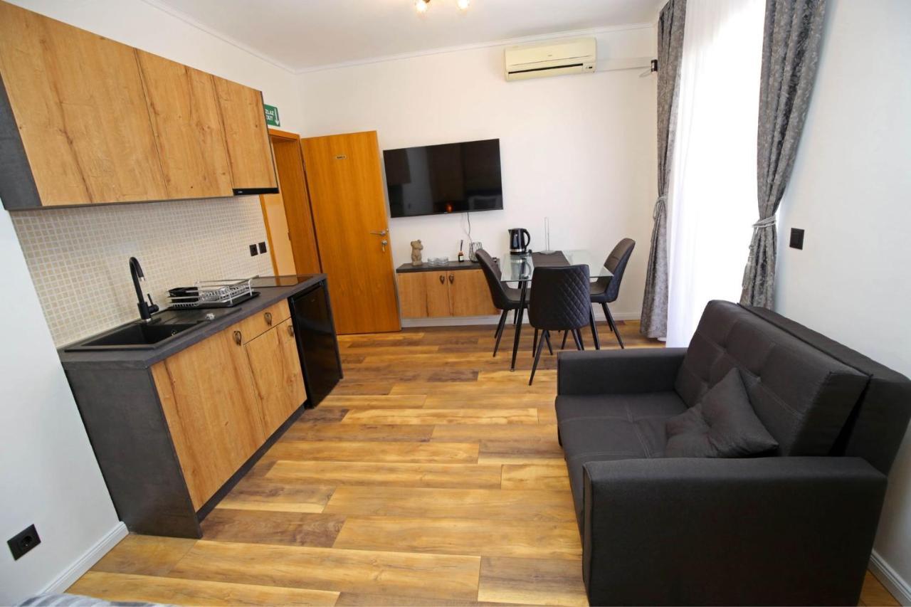 Apartmani Krka Rooms Lozovac Exteriör bild