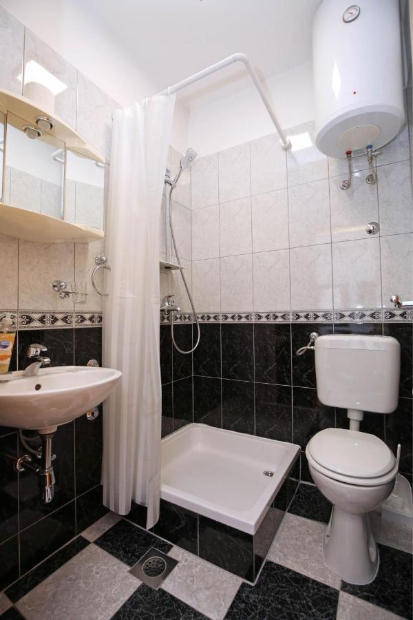 Apartmani Krka Rooms Lozovac Exteriör bild